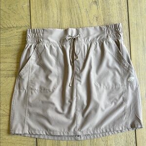 Tan Athletic Marika Skirt/Skort with Drawstring ~ Women’s Small